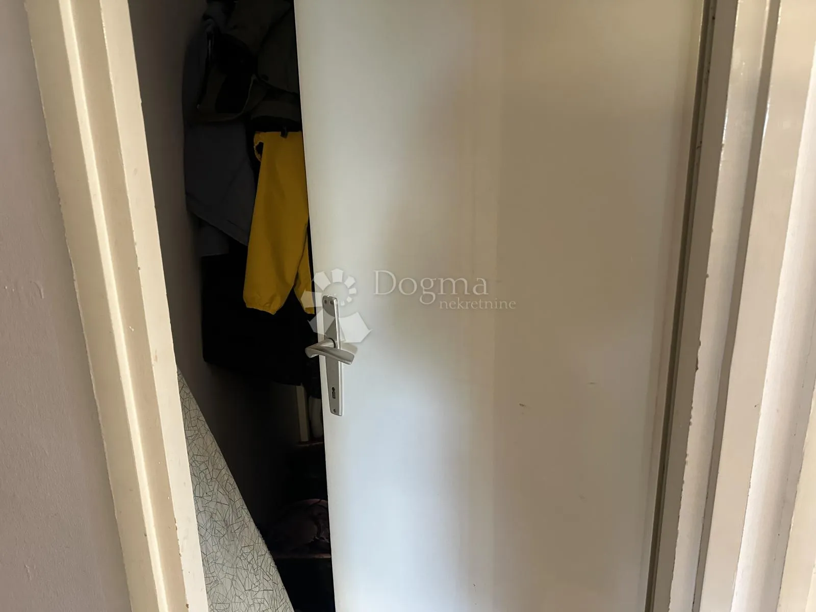 3.5 sobni stan | voltino - slika 12