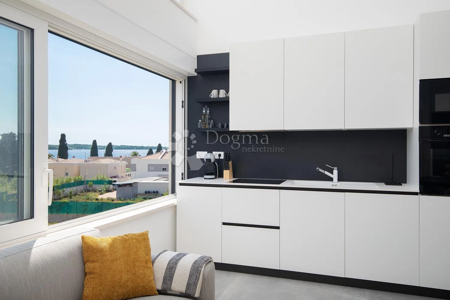 prekrasan penthouse s pogledom na more - fažana - slika 5