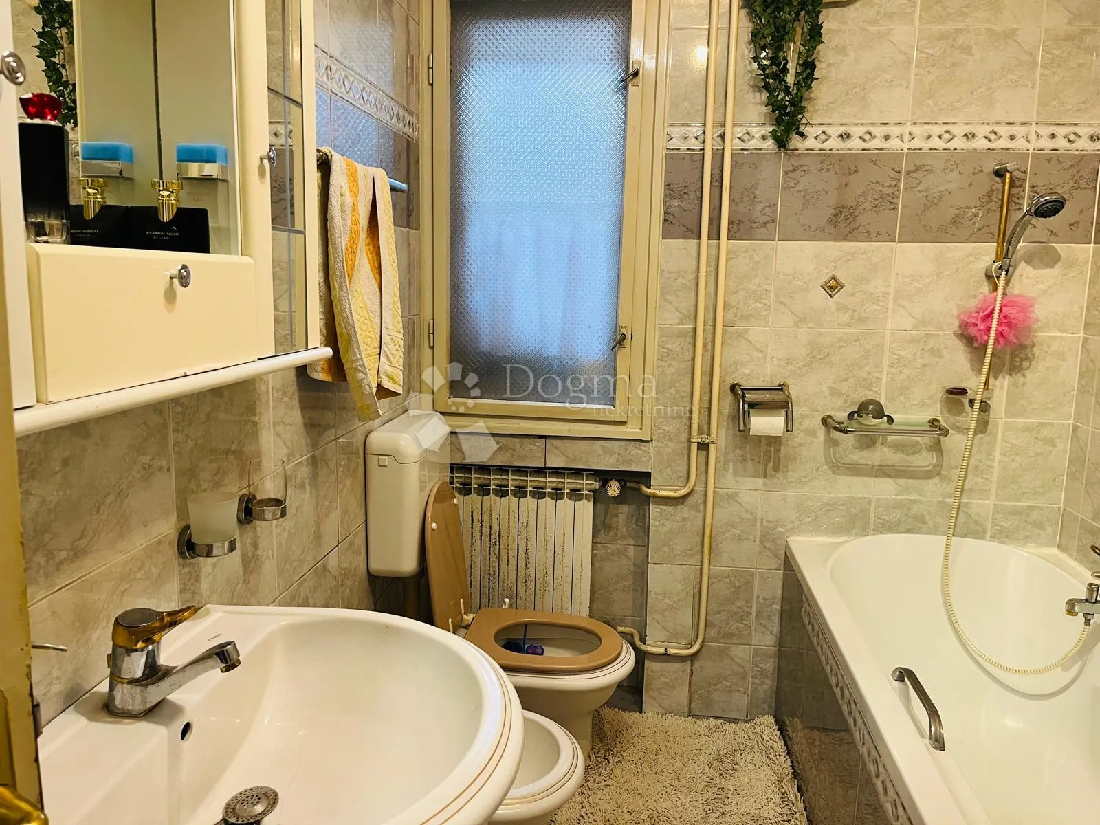 dubrava, kuća 250m2 za najam radnika! - slika 20