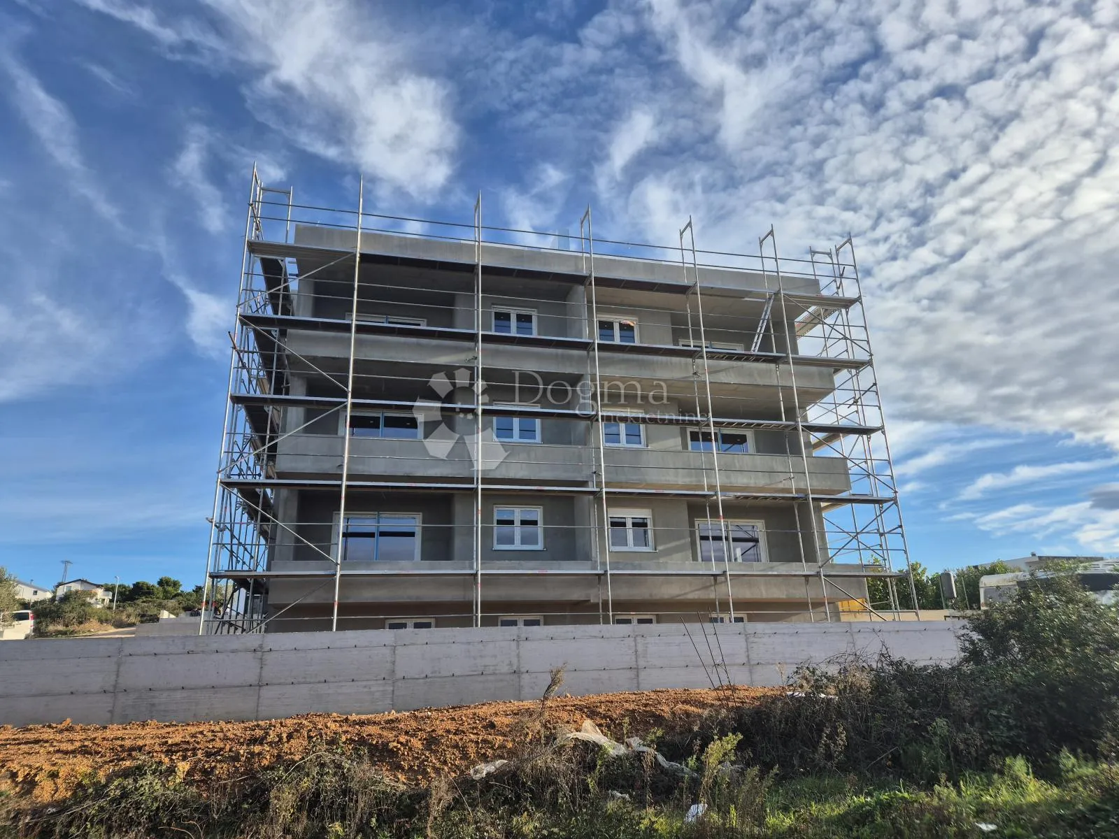 sveti filip i jakov - penthouse sa krvnom terasom i jacuzzijem s5 - slika 3