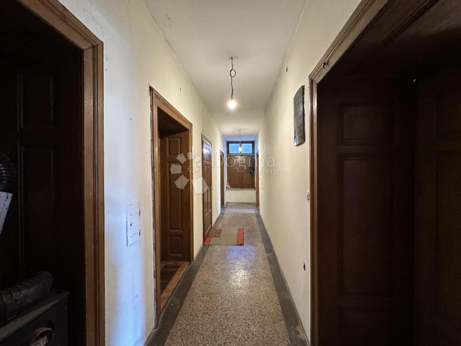poslono stambena zgrada centar otočac - slika 7