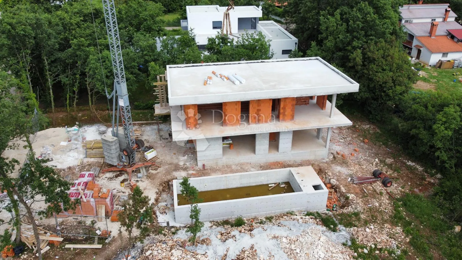 moderna kuća s baznom u prekrasnom okruženju - slika 5