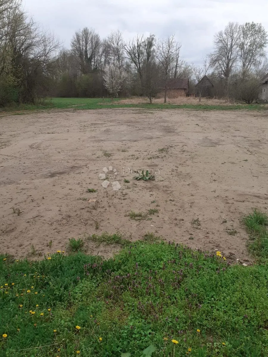 građevinsko zemljište, desno željezno, stambena zona - slika 4