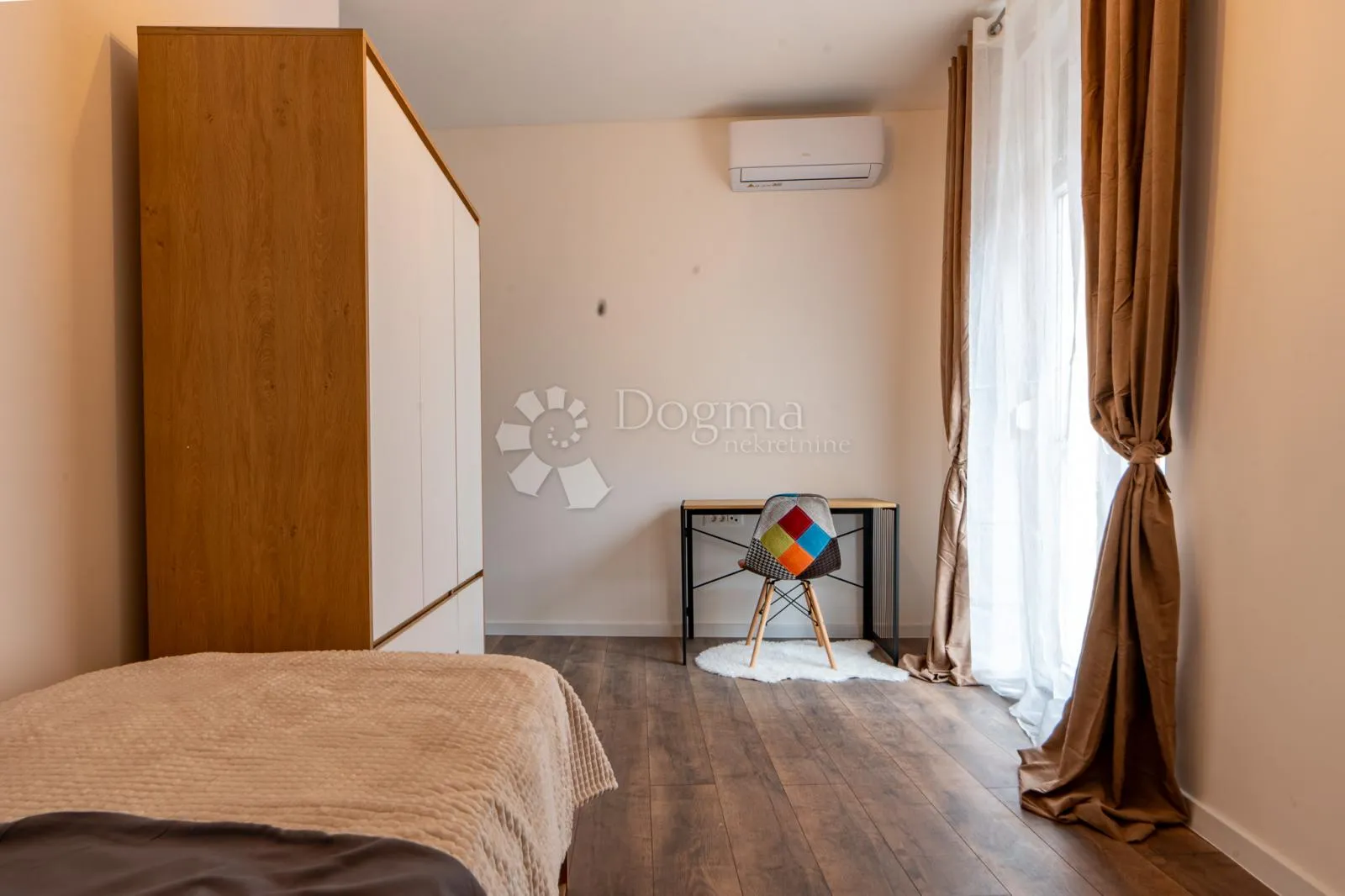 rijeka adaptiran, namješten stan 4s+db sa velikim balkonom - slika 13