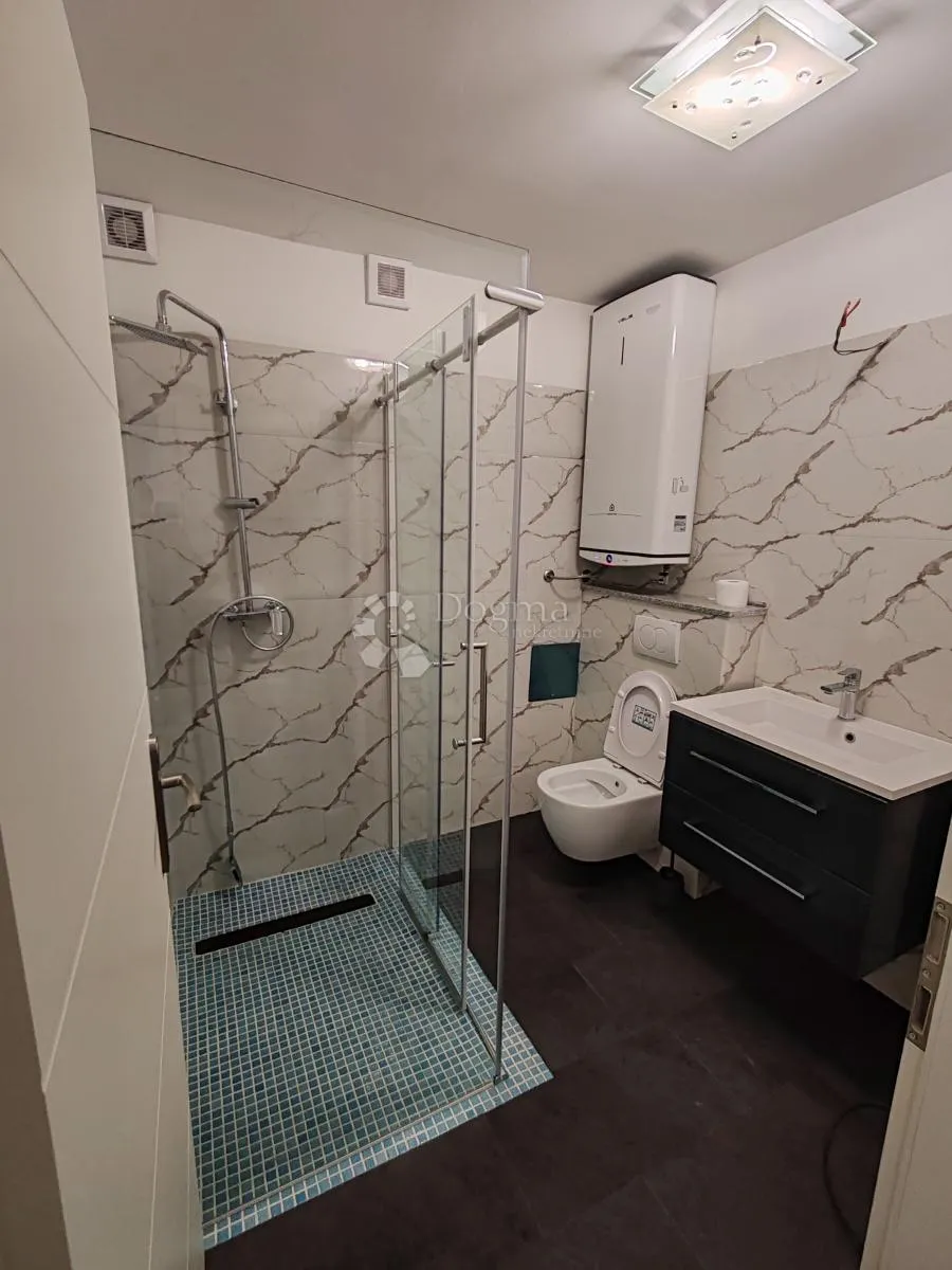 potpuno renoviran stan 62 m2 u šibeniku - baldekin - slika 16