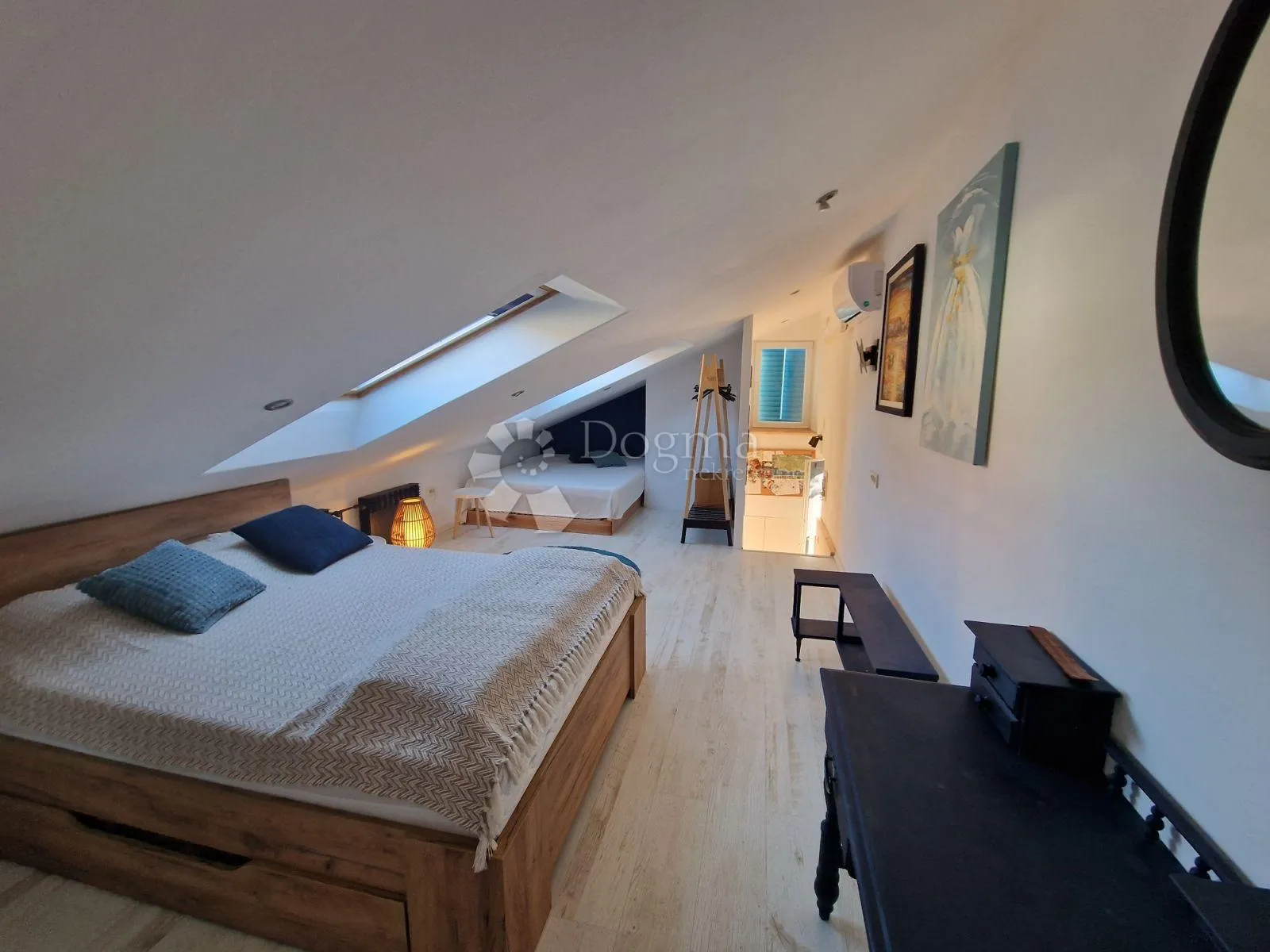 kostrena kuća sa 3 apartmana - slika 23