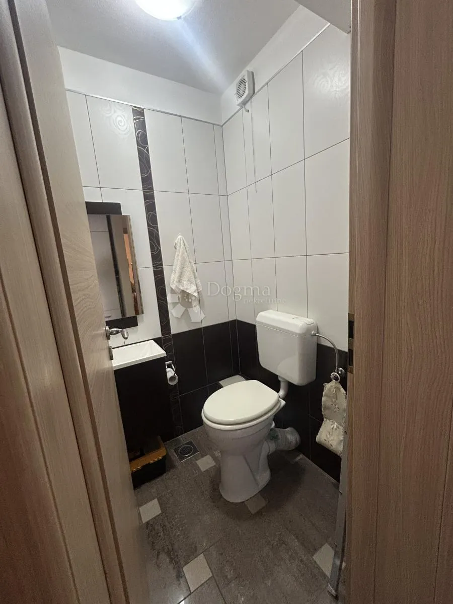3s+db stan s dva balkona i pogledom na kvarner - slika 5