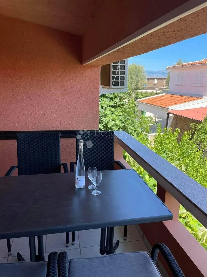 vir - plaža, 4 apartmana, + zemljište uključeno u cijenu - slika 7
