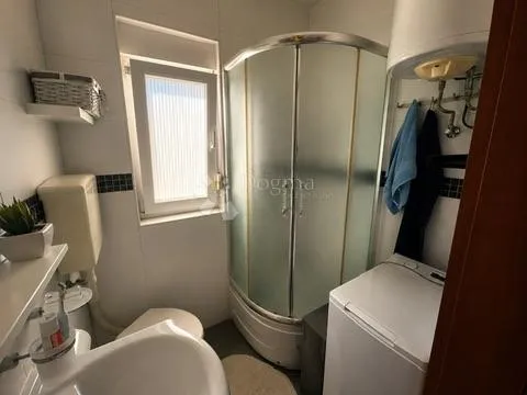pag – apartman s pogledom na more i velikom terasom - slika 6
