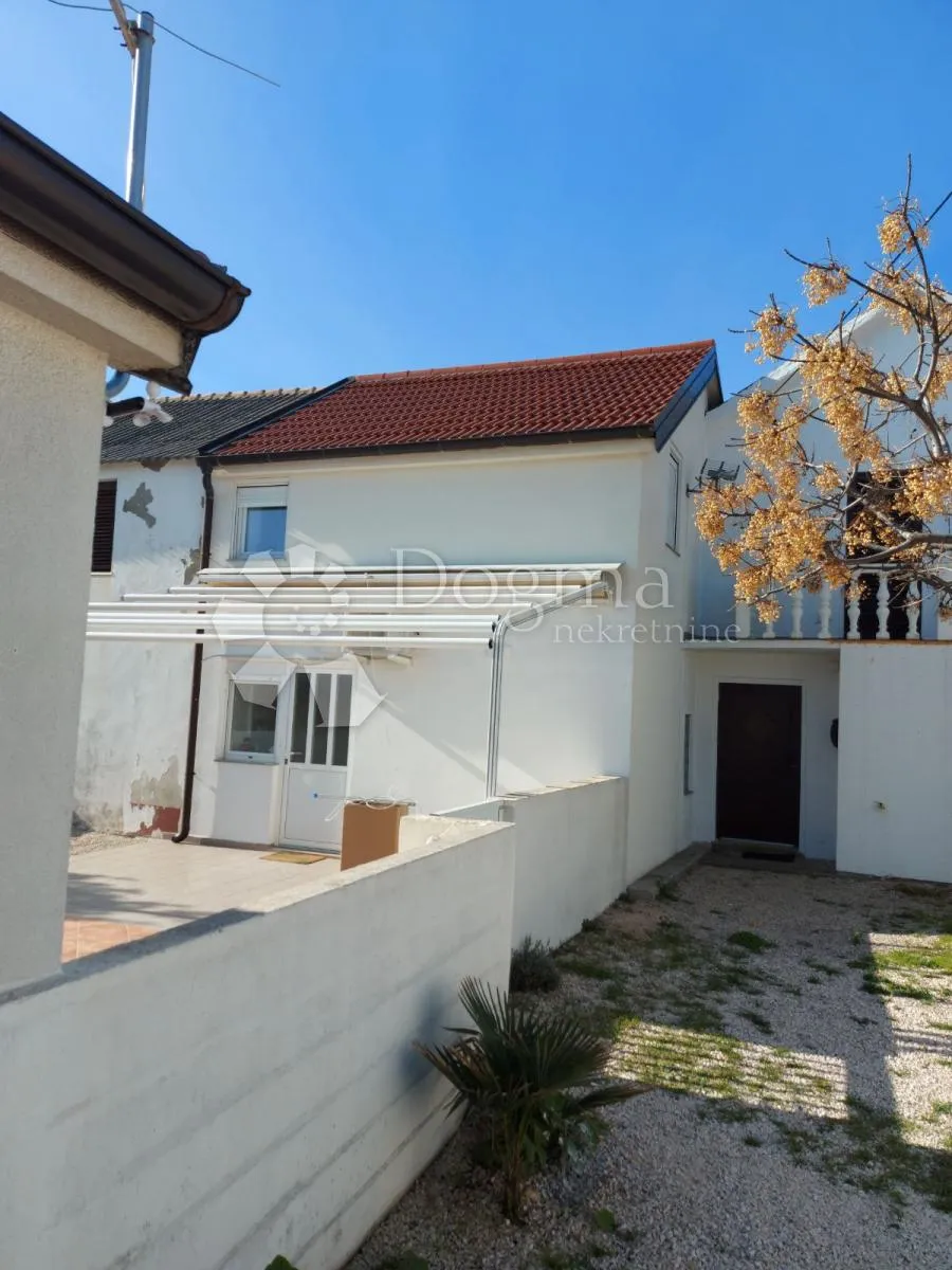 vir, zadar --dvije kuće - slika 18