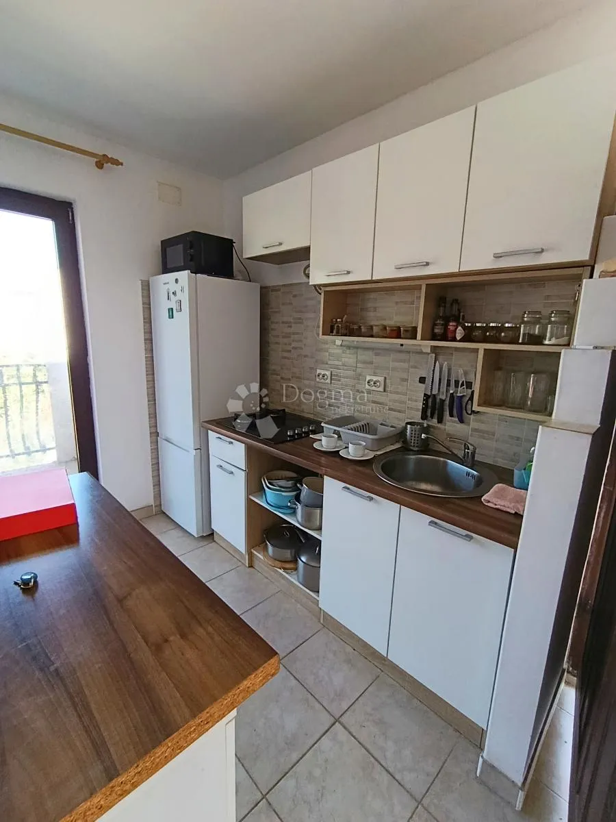 samostojeća kuća 70 m od mora, mastrinka - slika 18