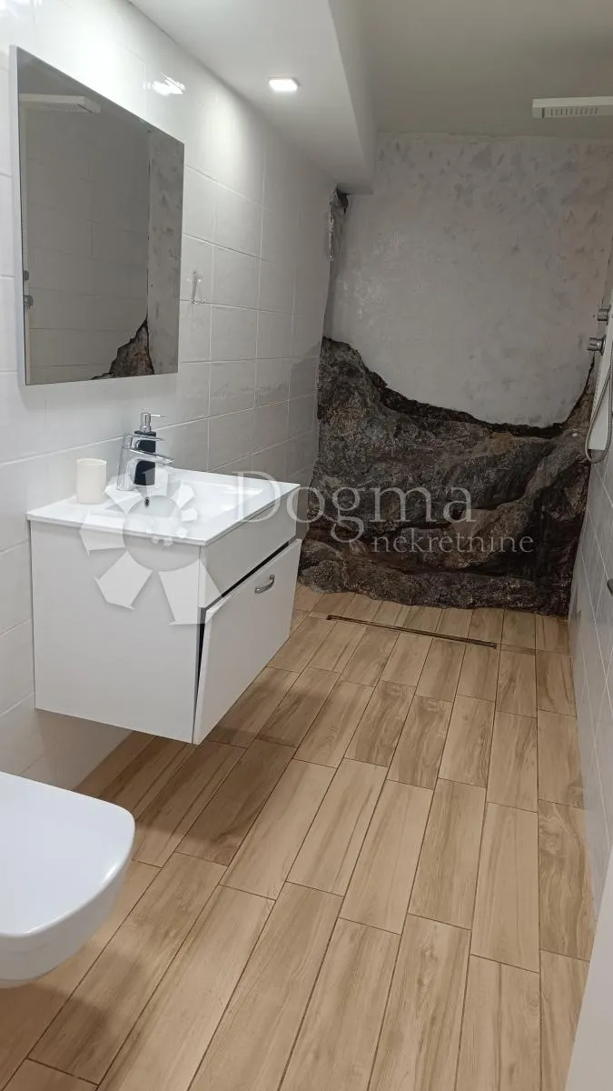rijeka, kantrida, stan 40 m2 + 5 m2 terasa - slika 7