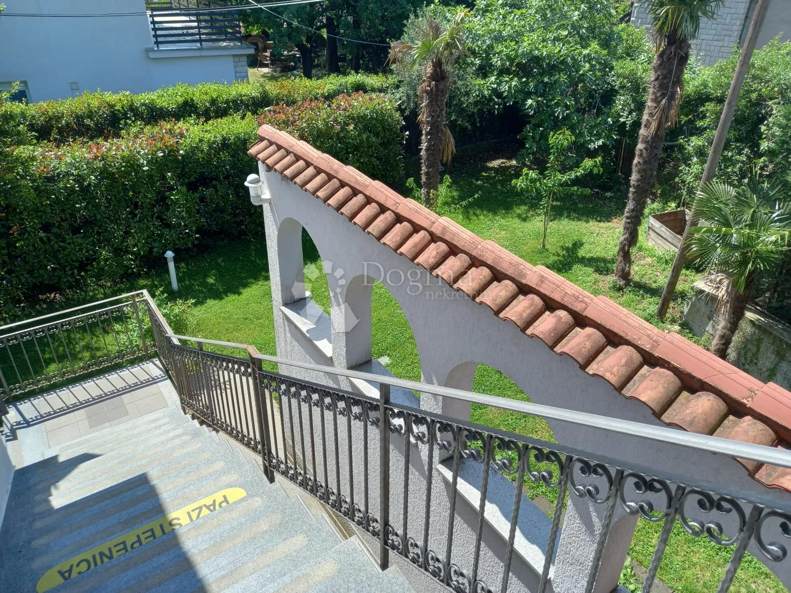 rijeka, martinkovac, stambeno poslovna zgrada - slika 17