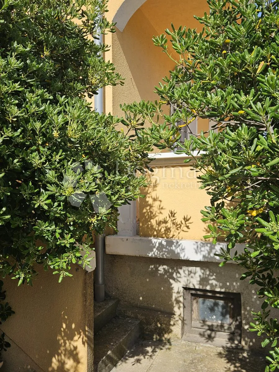 apartmanska kuća u pakoštanima - slika 30