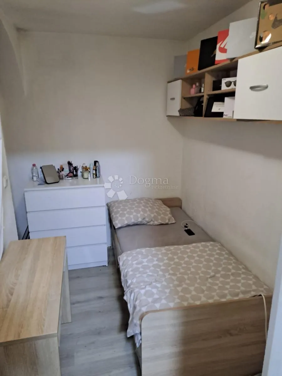 kuća u nizu-vrsi- prilika - slika 9