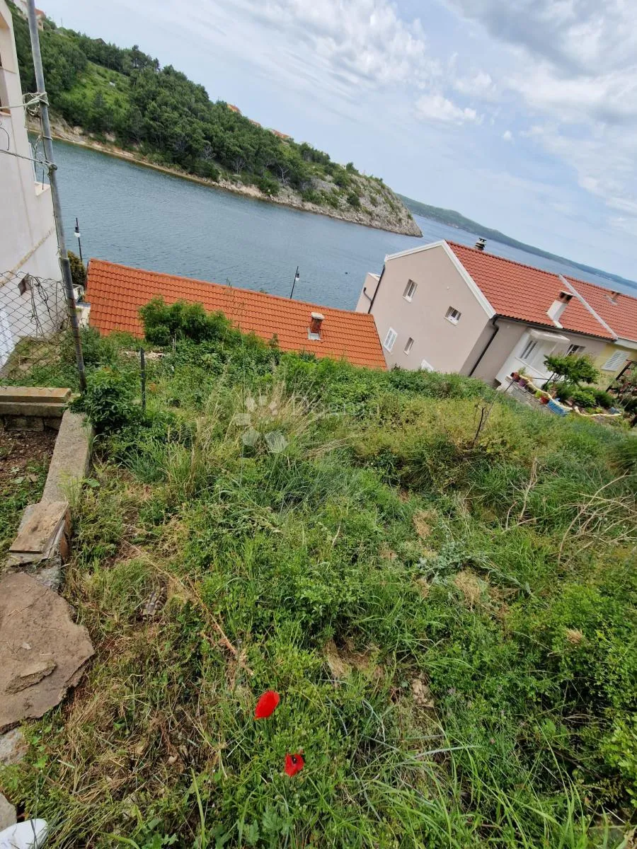 kuća sa poslovnim prostorom- prvi red uz more - slika 7