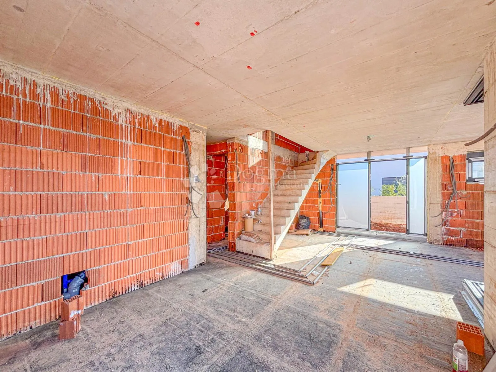 kanfanar, luksuzna villa u roh-bau fazi s pogledom na more - slika 6