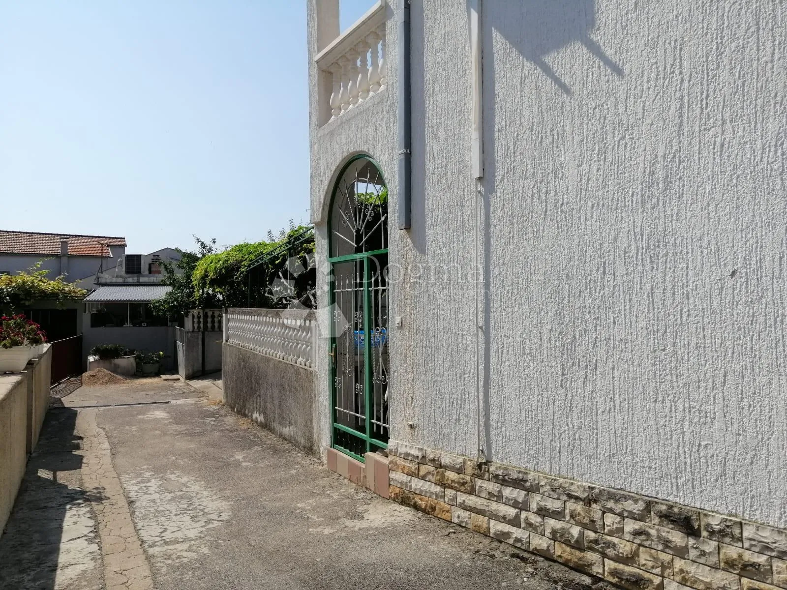 vodice, apartmanska kuća sa panoramskim pogledom na more - slika 3