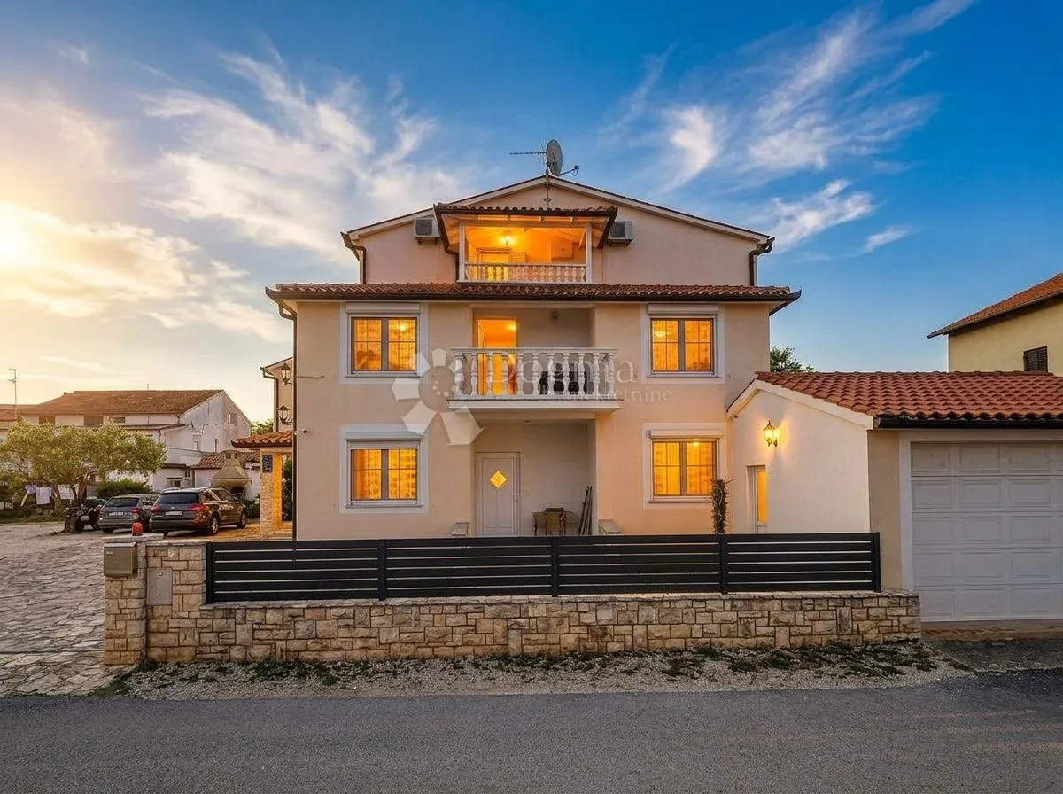 kuća s 10 apartmana u medulinu, istra - aparthotel - slika 2
