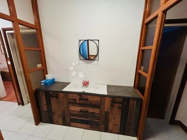 kuća na rabu - 300 m od plaže - slika 15