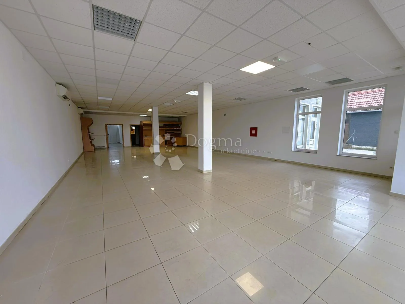 poslovni prostor 175,56 m² - donji vidovec - slika 2