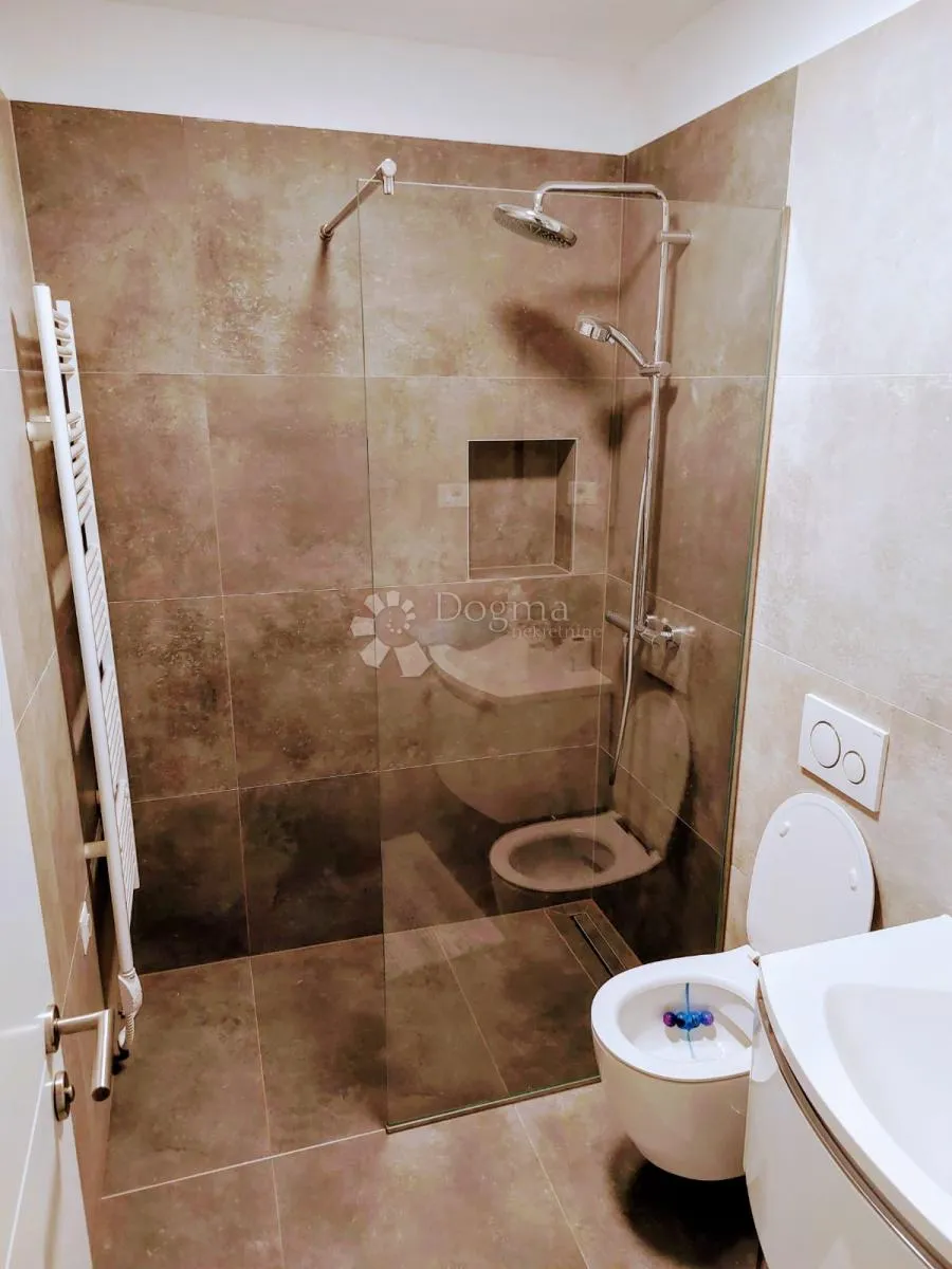 moderna novogradnja 500 m od mora! - slika 16