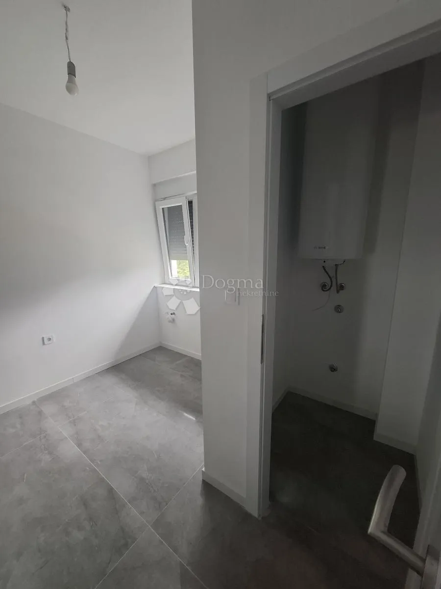 moderna novogradnja u murvici - slika 12