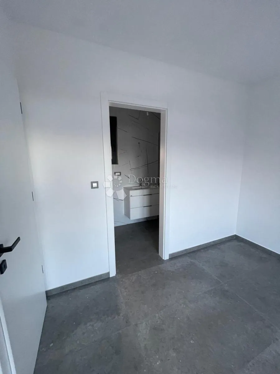penthouse s panoramskim pogledom na more – 350 m od plaže - slika 47