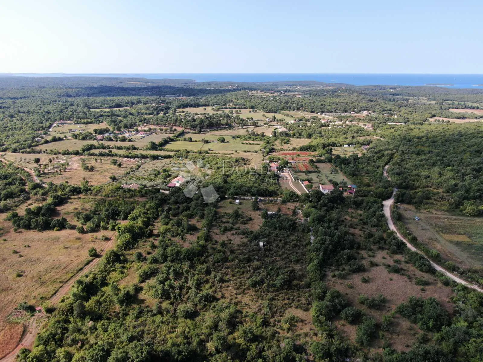 poljoprivredno zemljište blizu rovinja! - slika 2