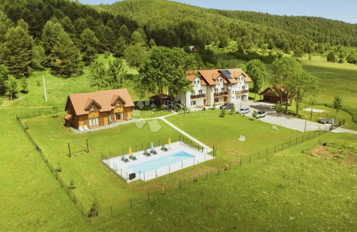 resort u srcu like nadomak plitvica - uhodan posao !!! - slika 7