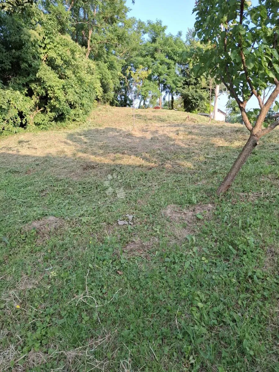 prodaje se parcela sa pogledom - slika 8