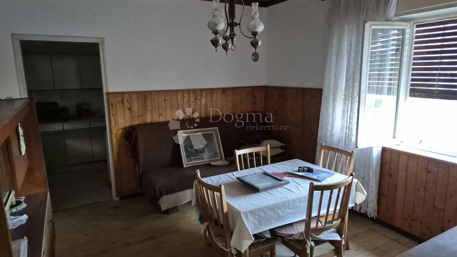 grad grobnik - useljiva kuća sa puno potencijala - slika 7