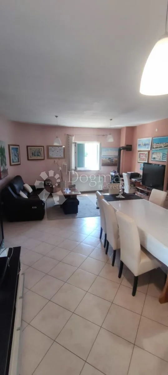 predivna kuća u blizini mora - slika 9