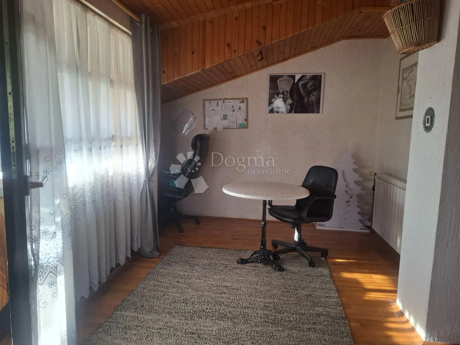 kuća za odmor s uređenom okućnicom - slika 19