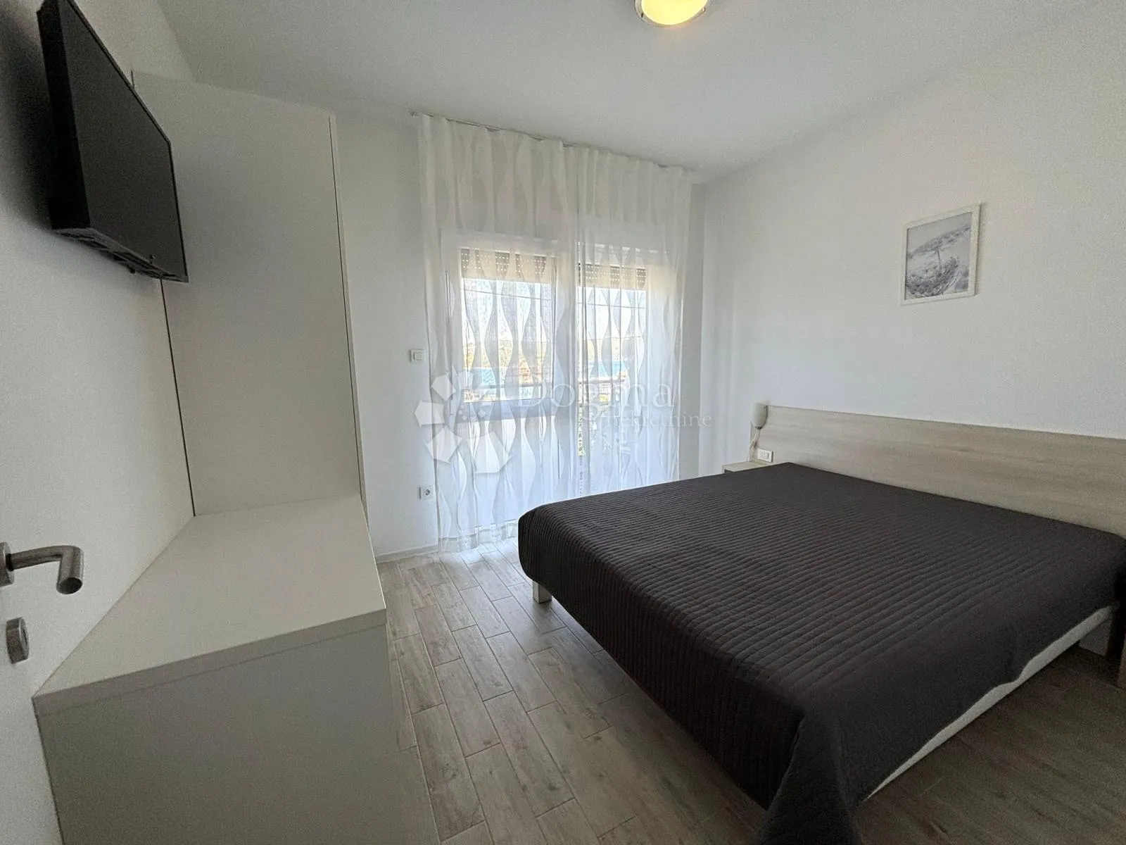 rijetkost na tržištu, villa s 10 kategoriziranih apartmana - slika 6