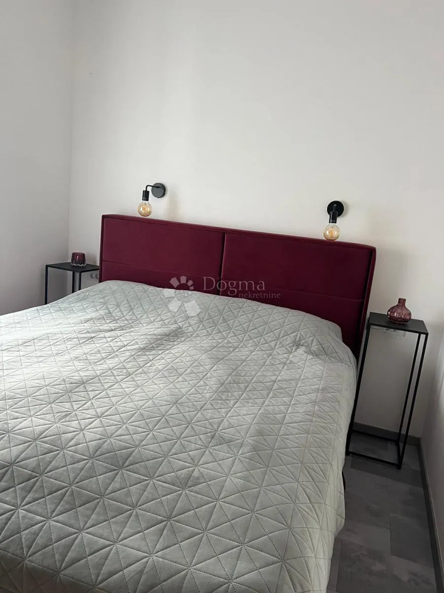 vodice - u potpunosti namješten stan s velikim vrtom - slika 18