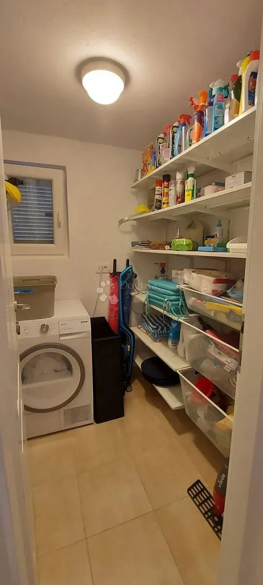 mediteranska kuća u nizu sa pogledom na more! barbat - slika 11