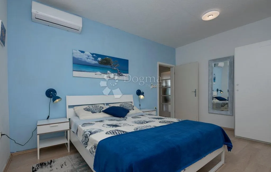 podaca – gotov posao s bazenom i 2 apartmana ★★★★★ - slika 22
