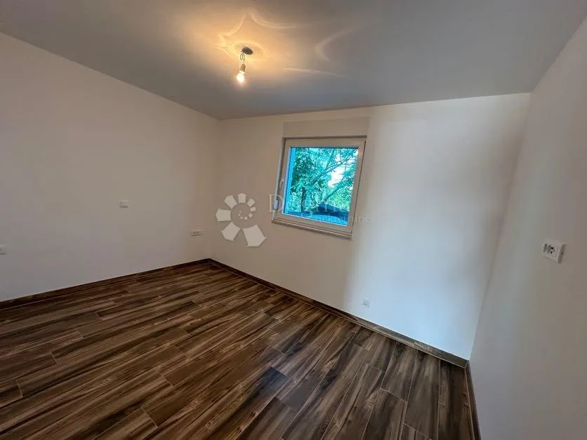 luksuzni apartman - slika 9