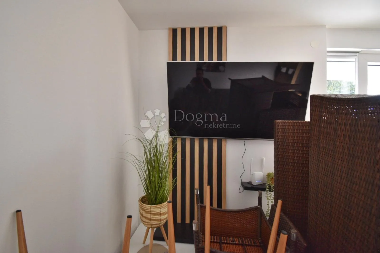 medulin 2s+db s bazenom - 200m od mora - slika 7