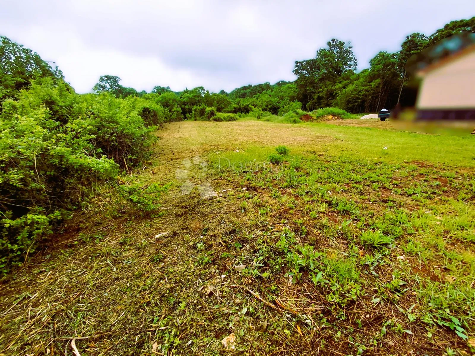 građevinsko zemljište 566 m2 - gočan barban - slika 2