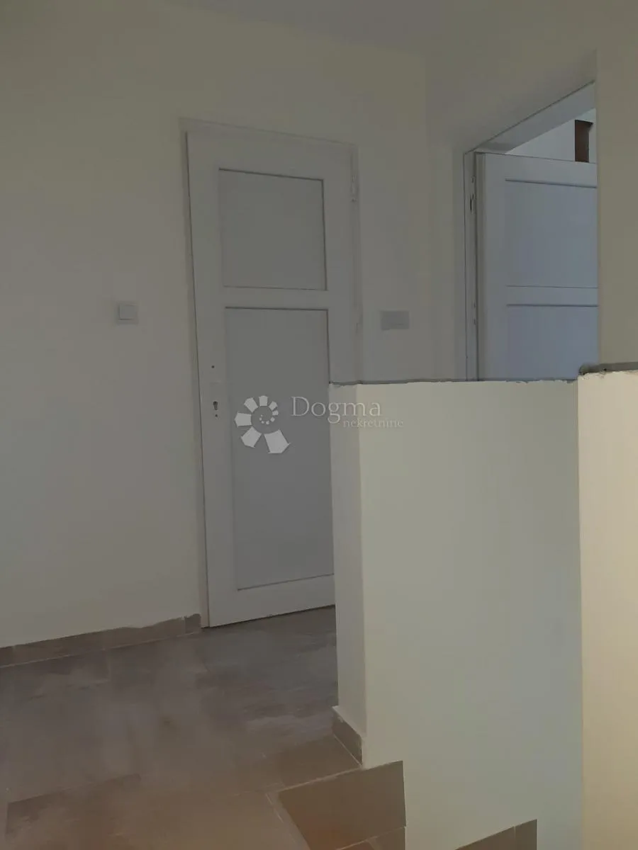 useljiva kuća u vukovaru koja donosi siguran prihod! - slika 26