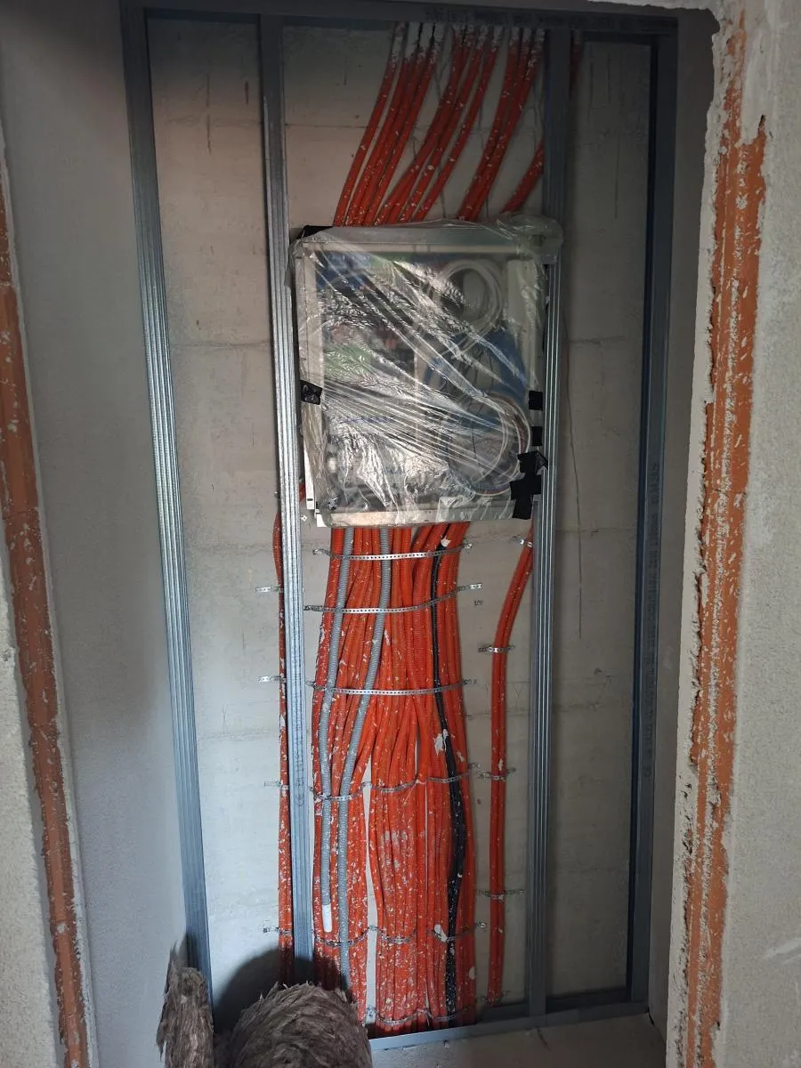 novogradnja pula centar - 57 m2, 2s+db, 1. kat b02 - slika 7