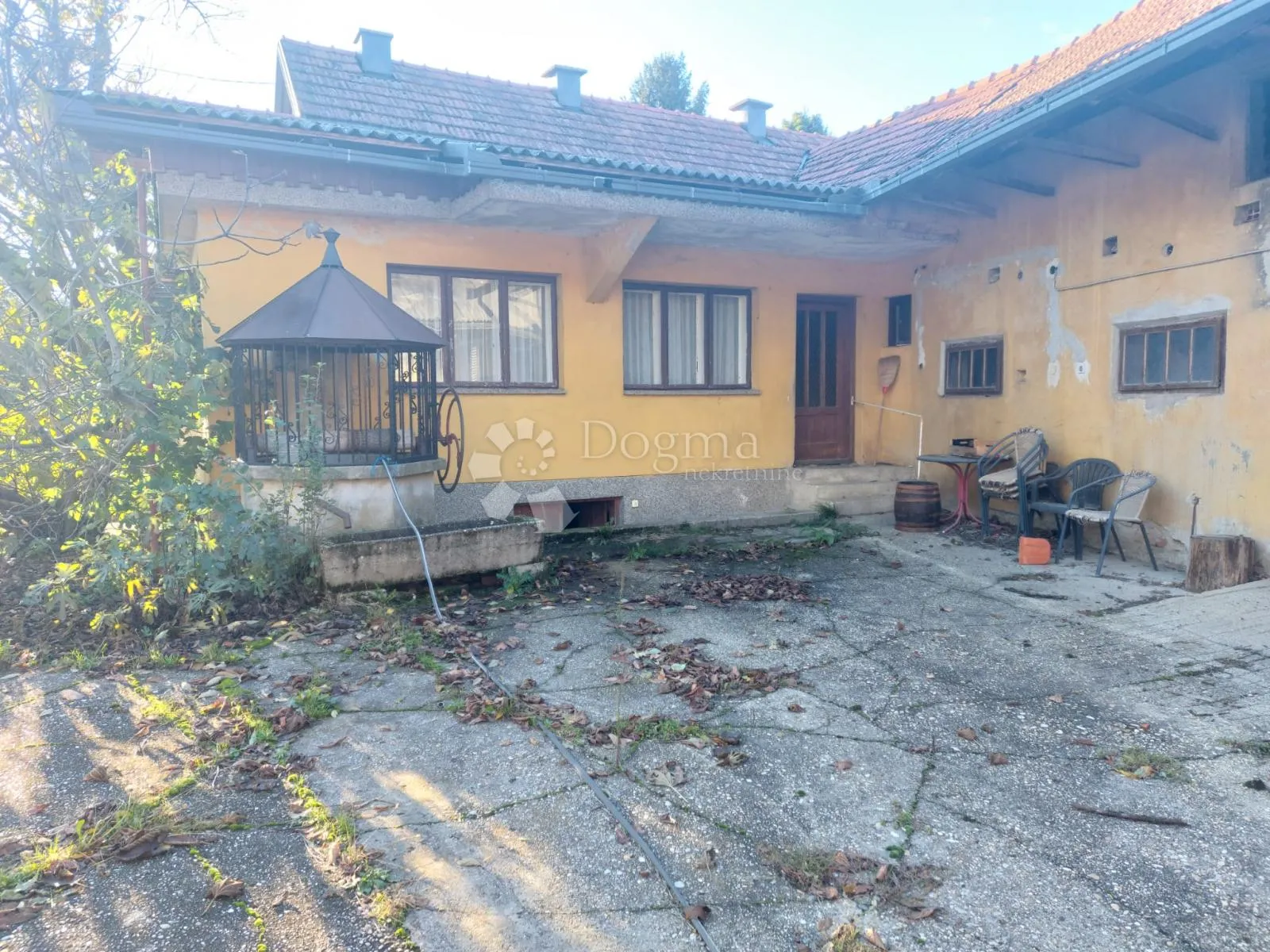 prostrana kuća s velikim dvorištem i zemljištem - sv.ivan žabno - slika 7
