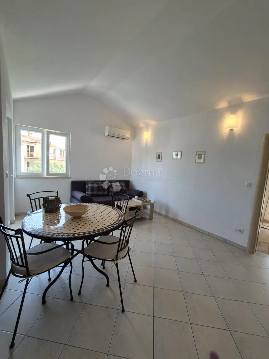stan s panoramskim pogledom na more, trogir / čiovo - miševac - slika 9