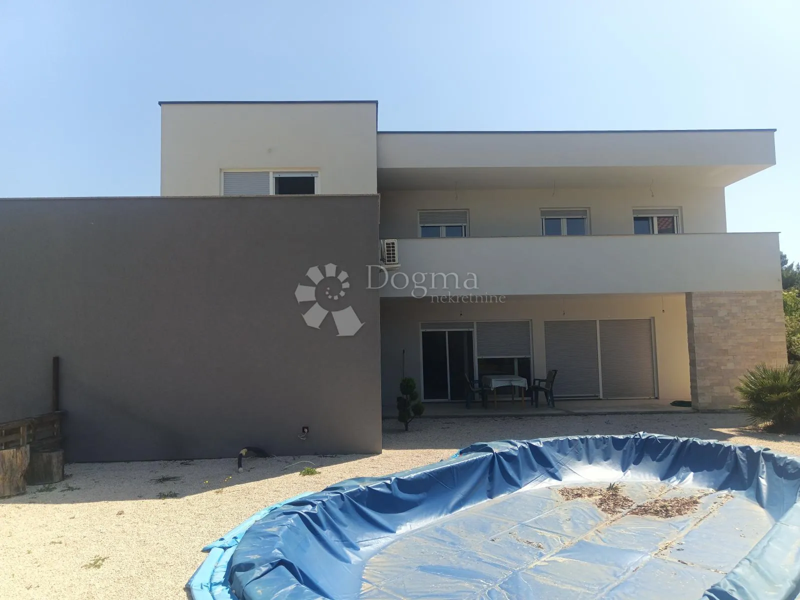 centar - 214,30m2 - slika 4