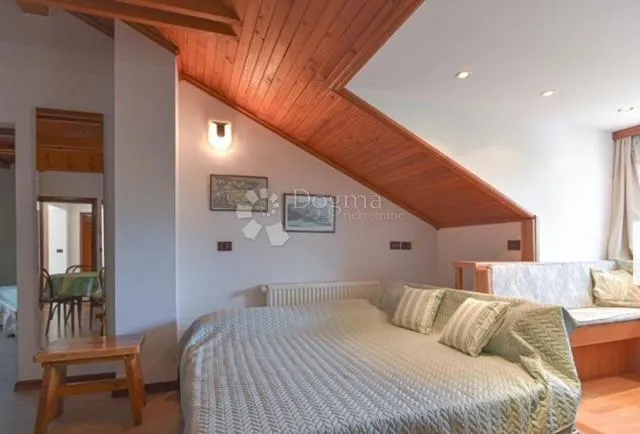 šarmantni apartman u centru opatije - slika 12