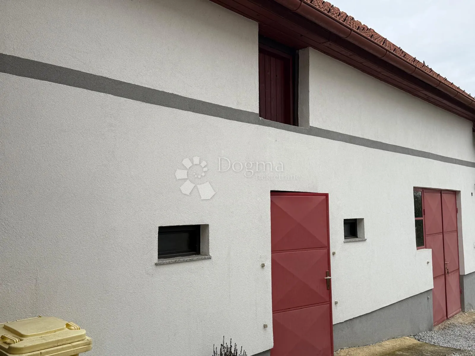 imanje u čalincu s romantičnom kurijom i modernom kućom - slika 40