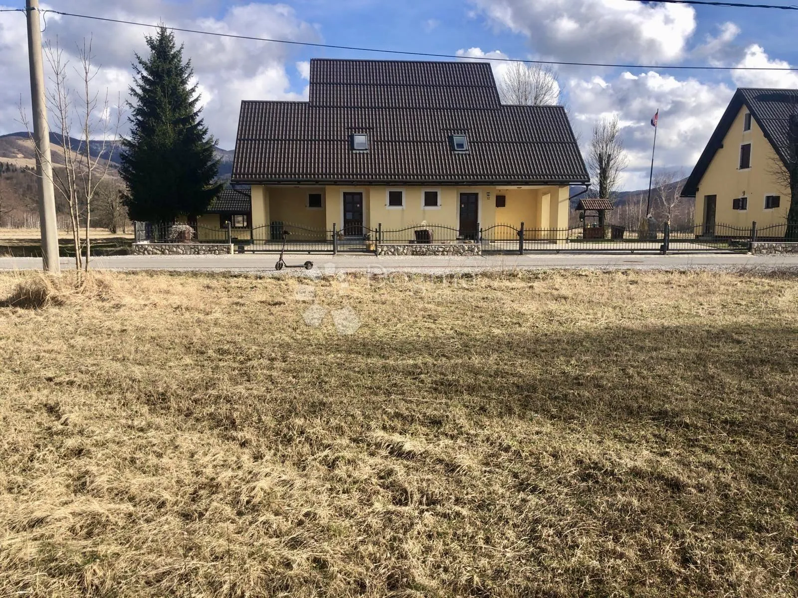 građevinsko zemljište u fužinama - gst zona - slika 2