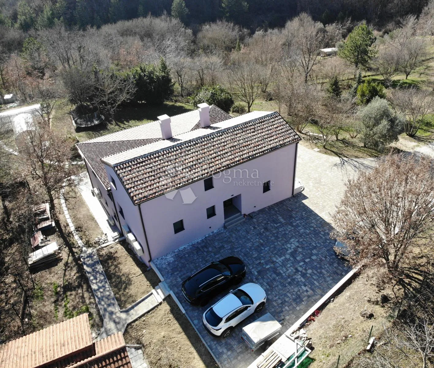 gračišće, inovativna kuća s prostranom okućnicom - slika 34